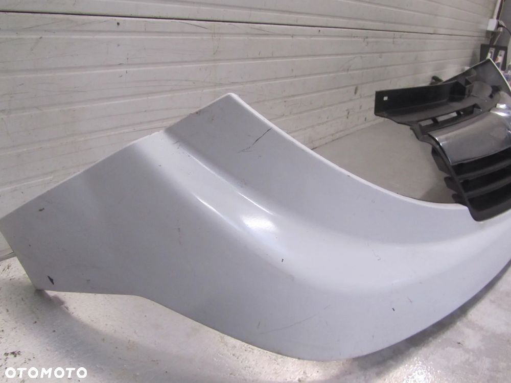 Grill-Atrapa Opel Vivaro 2006- - 6