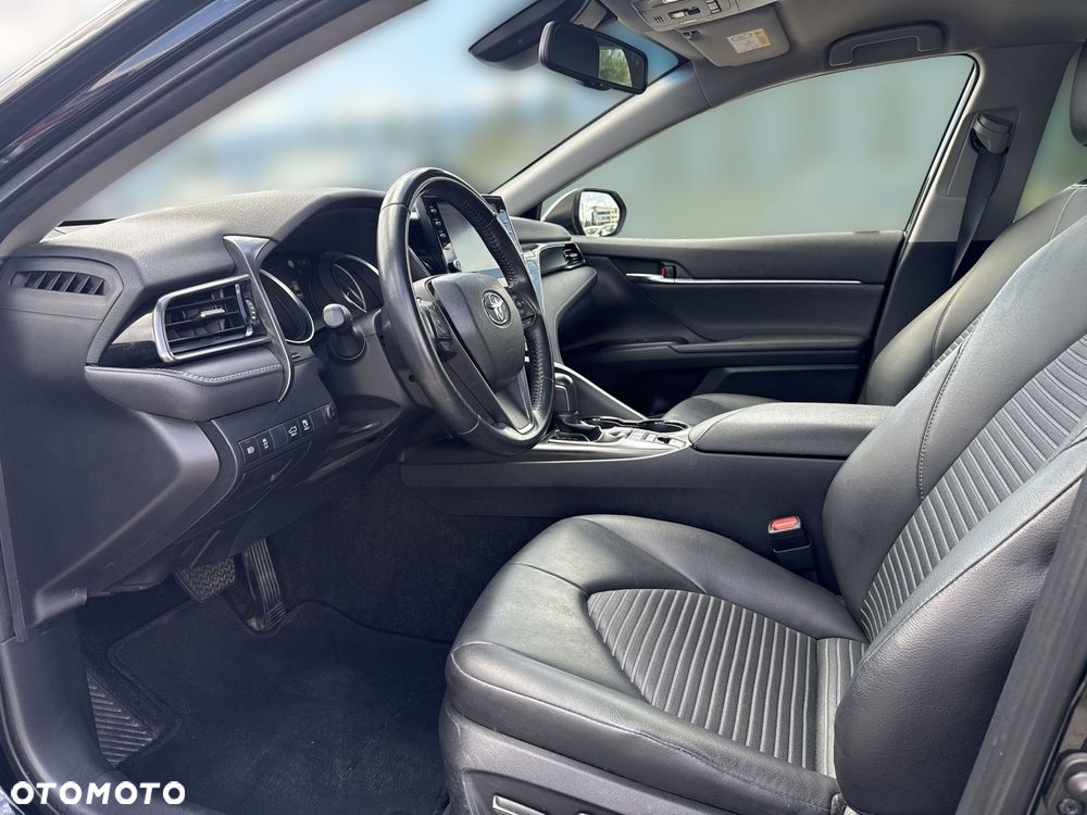 Toyota Camry 2.5 Hybrid Prestige CVT - 10