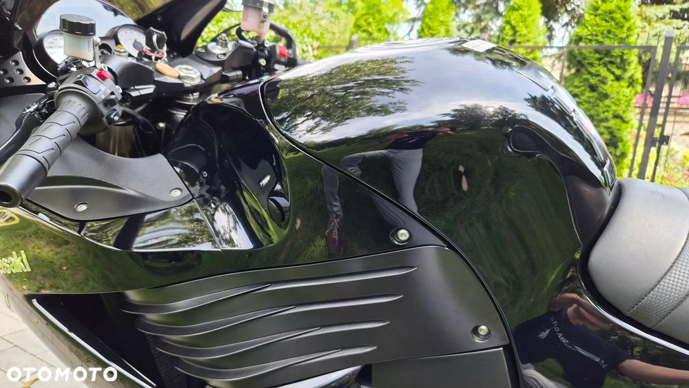 Kawasaki ZZR - 12