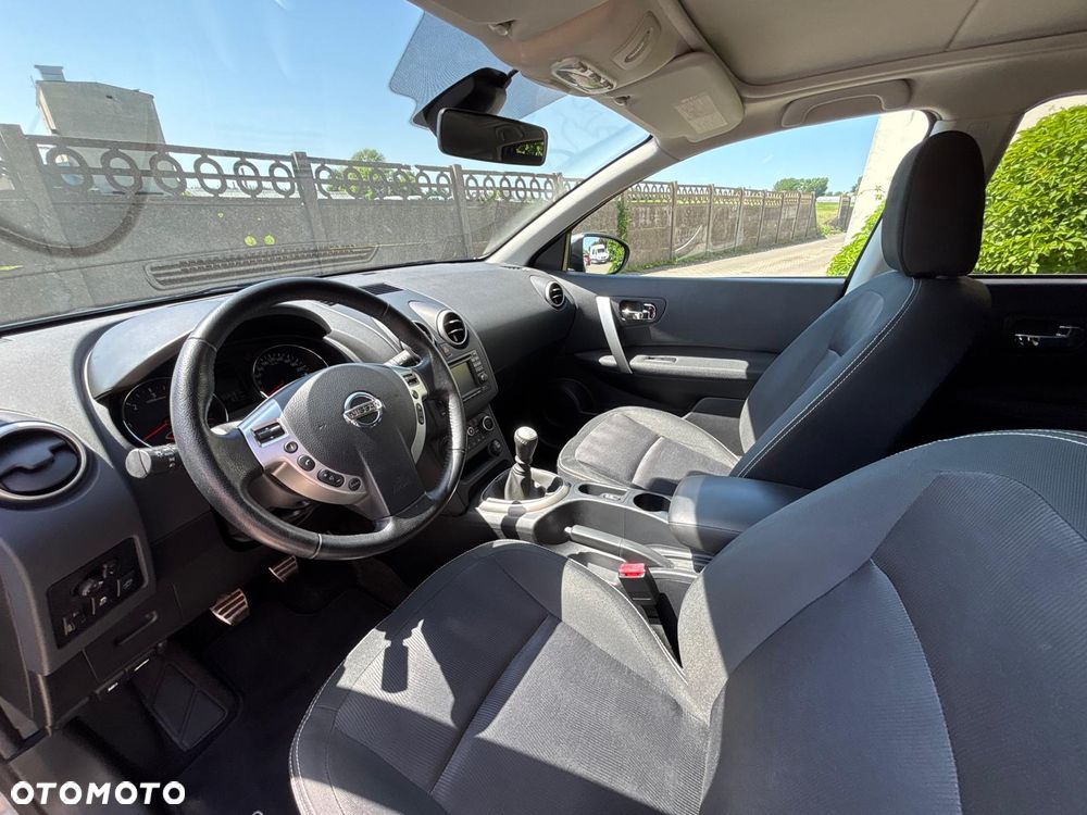 Nissan Qashqai 1.6 dCi Tekna S&S - 11