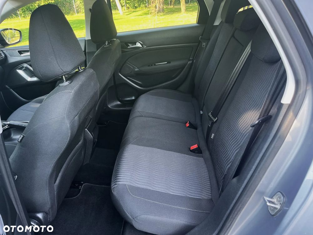 Peugeot 308 SW BlueHDi 120 Stop & Start Allure - 19