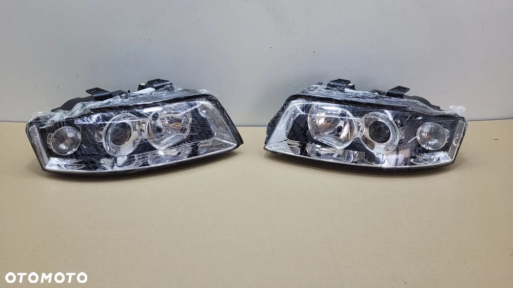 REFLEKTOR LAMPA LEWA  PRAWA PRZÓD AUDI A4 B6 2000-2004 HOMOLOGACJA - 1