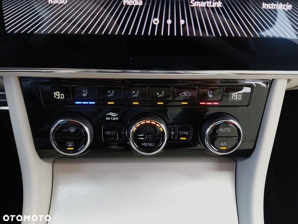 Skoda Superb 2.0 TSI L&K DSG - 30