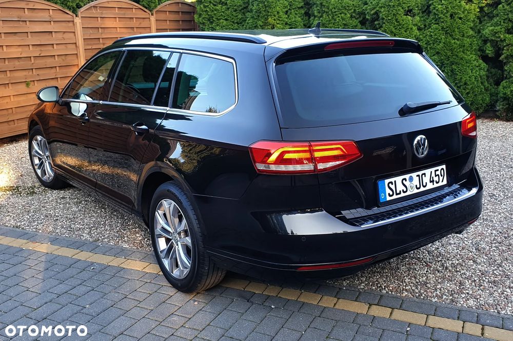 Volkswagen Passat - 9