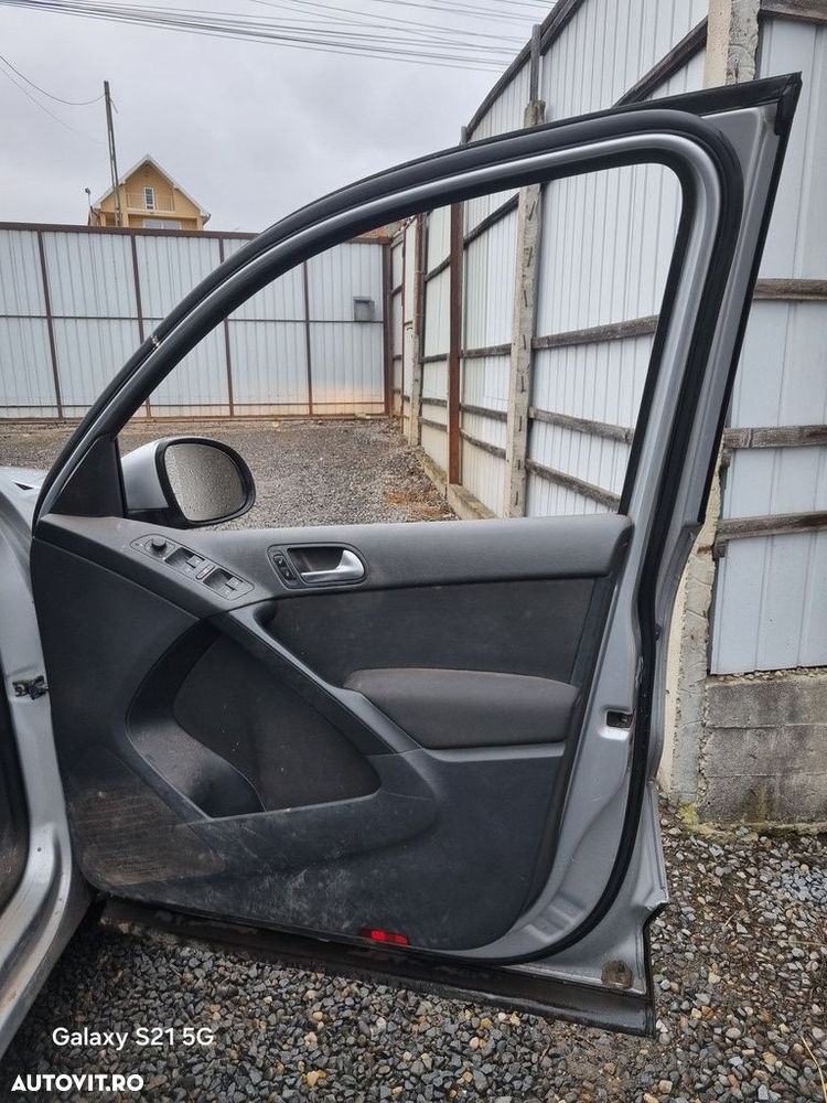 Usa Dreapta Fata Volkswagen Tiguan 5N Facelift 2011 - 2015 SUV 4 Usi Argintiu (1399) - 2