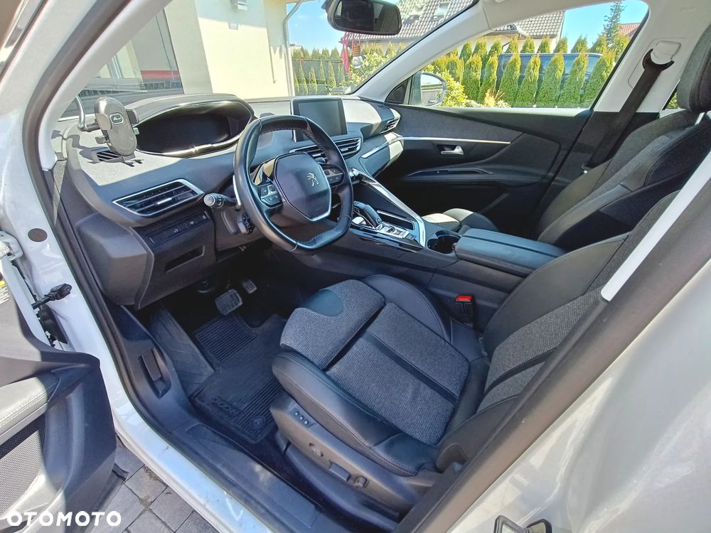 Peugeot 3008 1.5 BlueHDi Allure Pack S&S EAT8 - 11