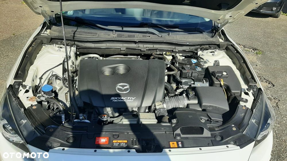 Mazda 3 SKYACTIV-G 120 NAKAMA - 31