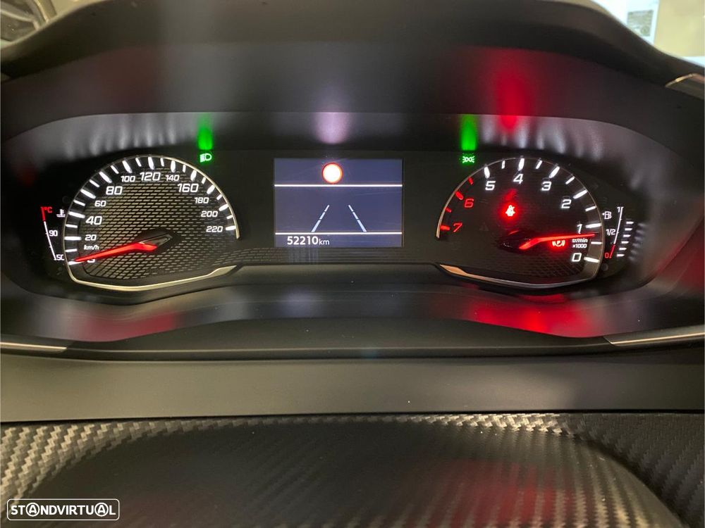 Peugeot 2008 1.2 PureTech Allure Pack - 53