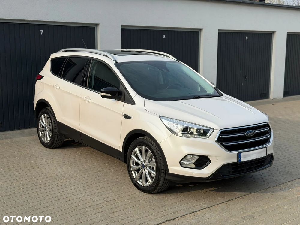 Ford Kuga - 3