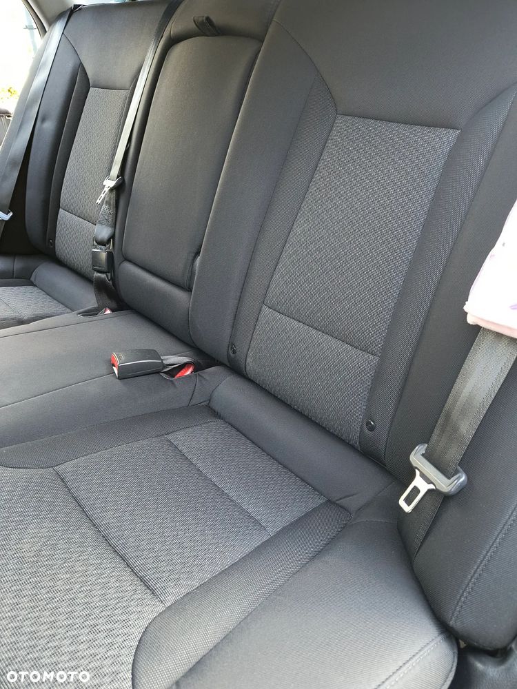 Hyundai i40 2.0 GDI Comfort + - 12