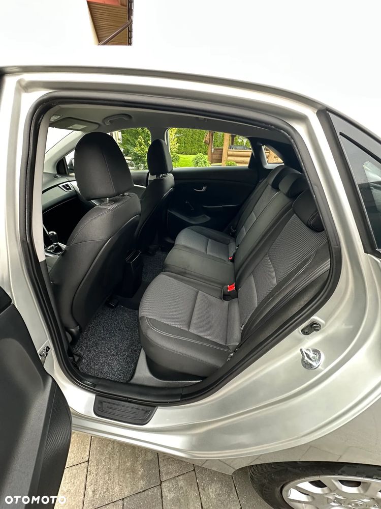 Hyundai i30 1.4 Classic - 11