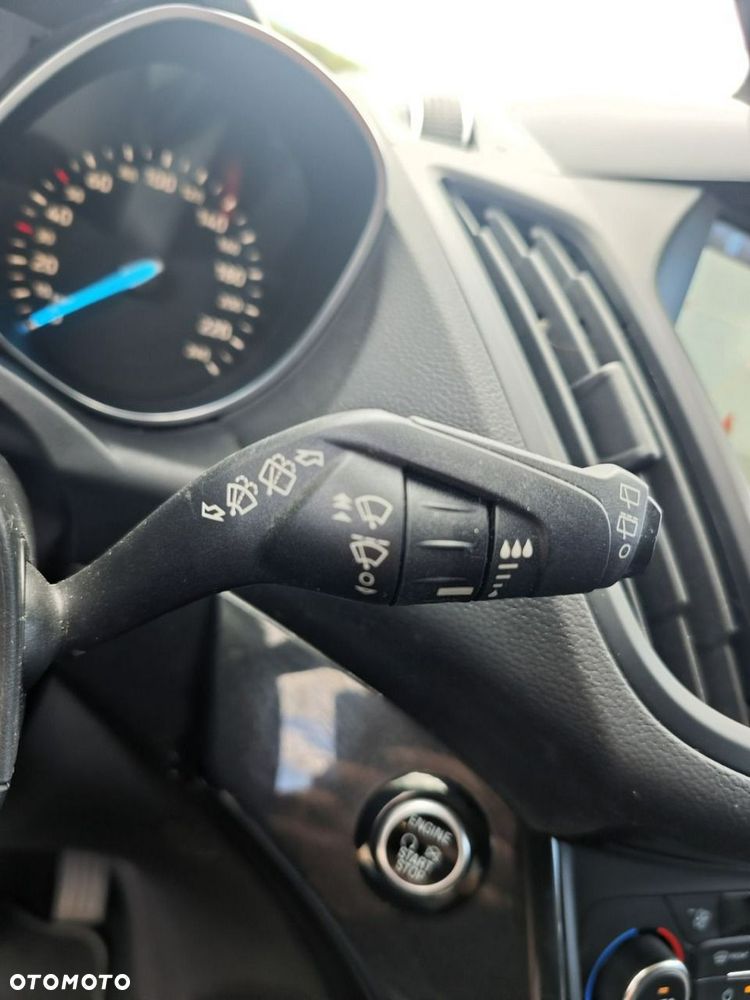 Ford Kuga - 21