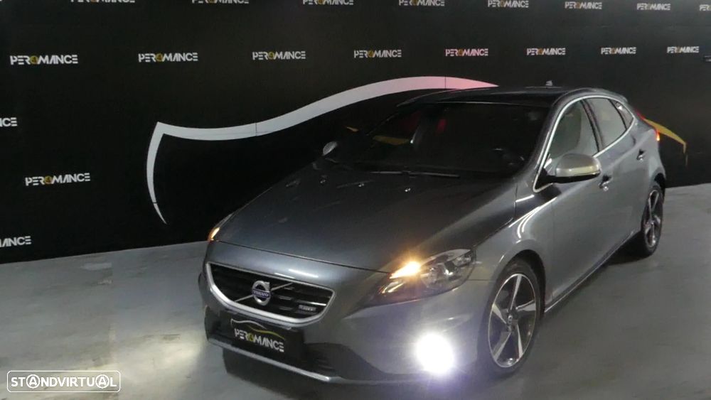 Volvo V40 D2 R Design - 9