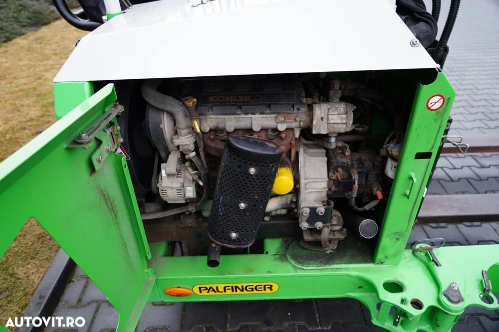 Palfinger Stivuitor / F3-253PX / Montat pe remorcă / Capacitate maximă de încărcare: 2500 kg / 3 m / 2021 / - 28