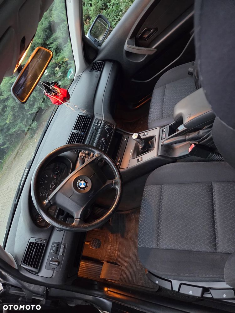 BMW Seria 3 316ti - 16