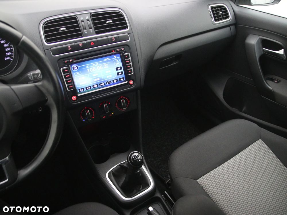 Volkswagen Polo 1.2 TDI DPF Comfortline - 23