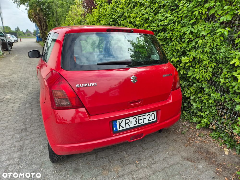 Suzuki Swift 1.3 Club - 15