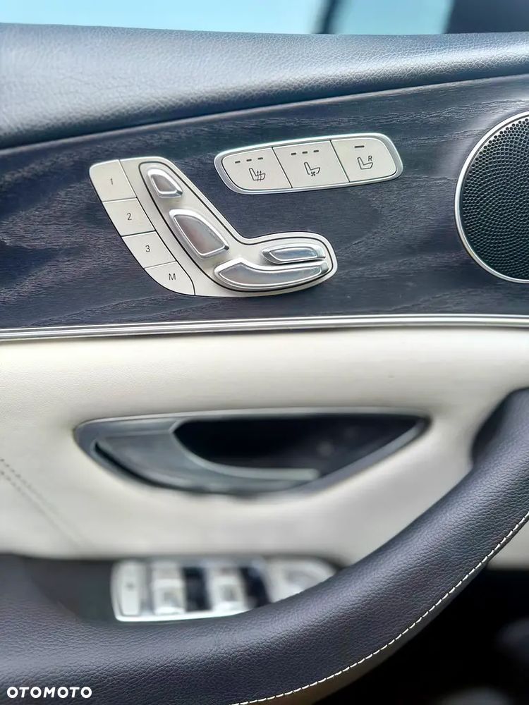Mercedes-Benz Klasa E 300 9G-TRONIC AMG Line - 10