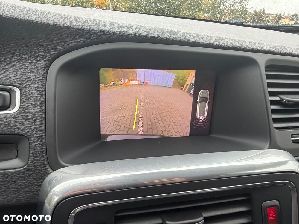 Volvo V60 Cross Country 2018
