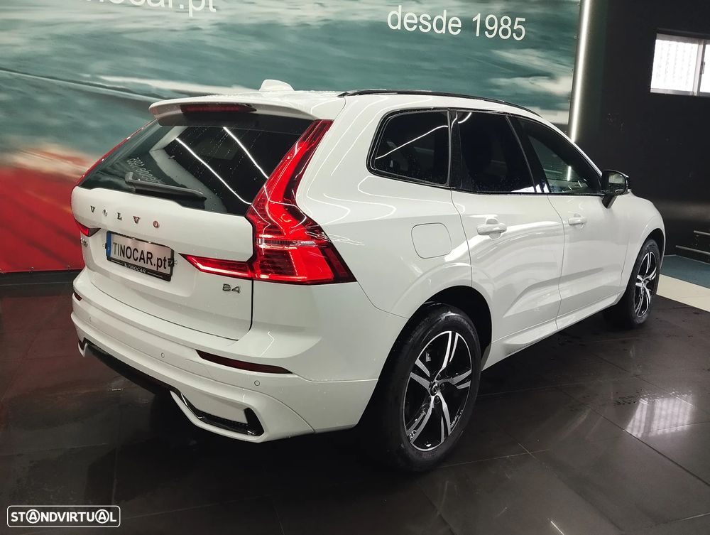 Volvo XC 60 2.0 B4 R-Design - 5