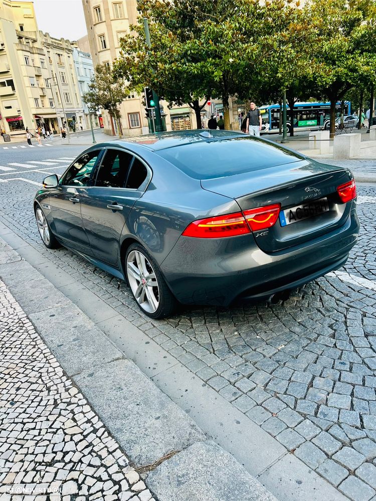Jaguar XE 2.0 D R-Sport Aut. - 3
