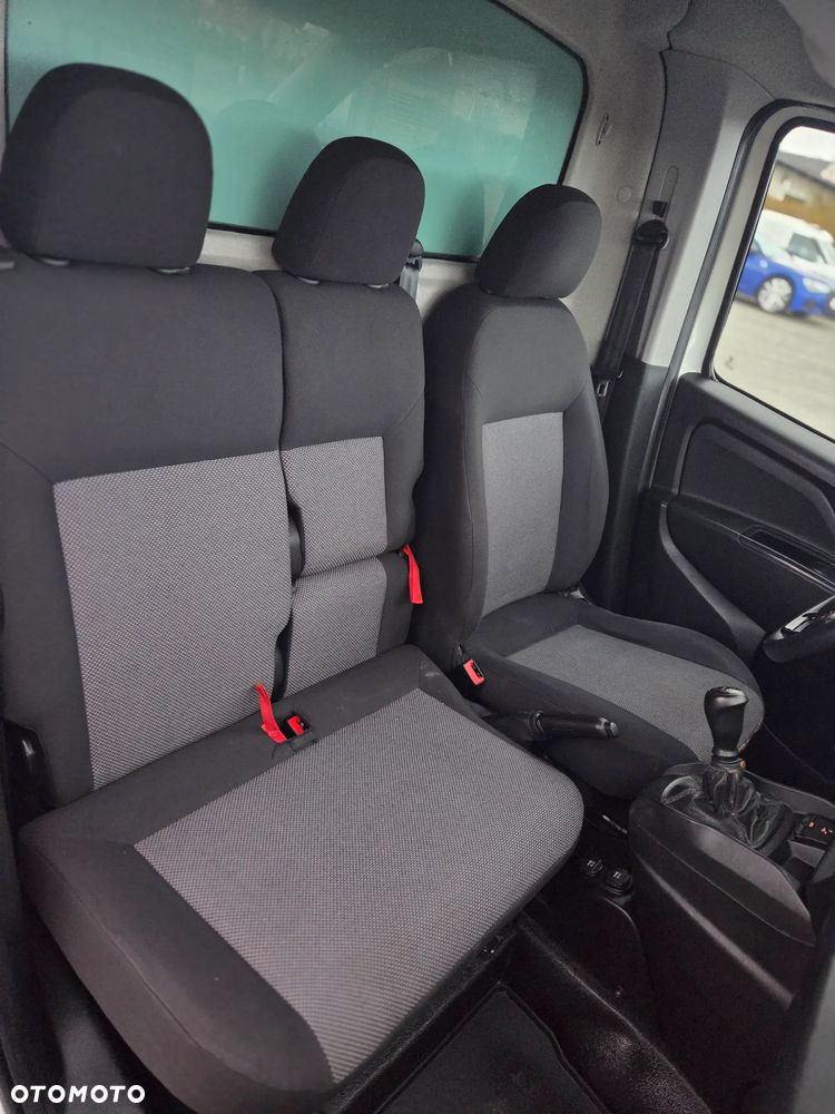 Fiat Doblo - 33
