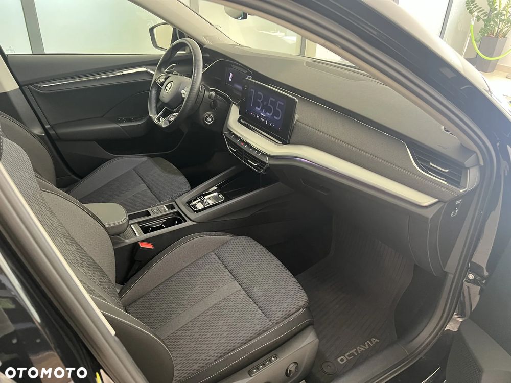 Skoda Octavia 2.0 TSI 4x4 Style DSG - 10
