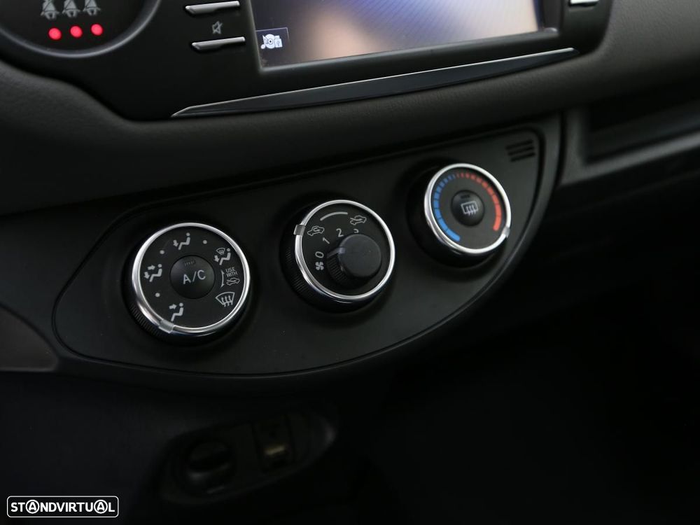 Toyota Yaris 1.4 D-4D Comfort - 18