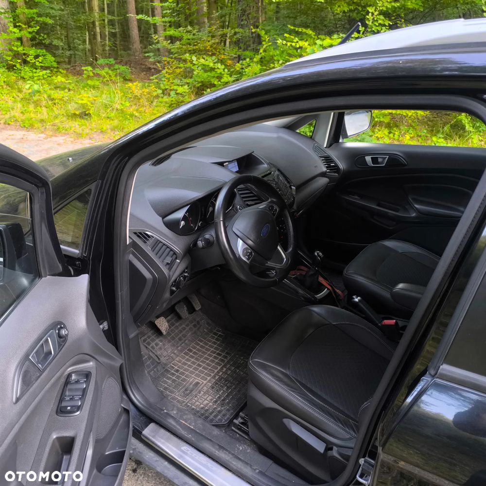Ford EcoSport - 10