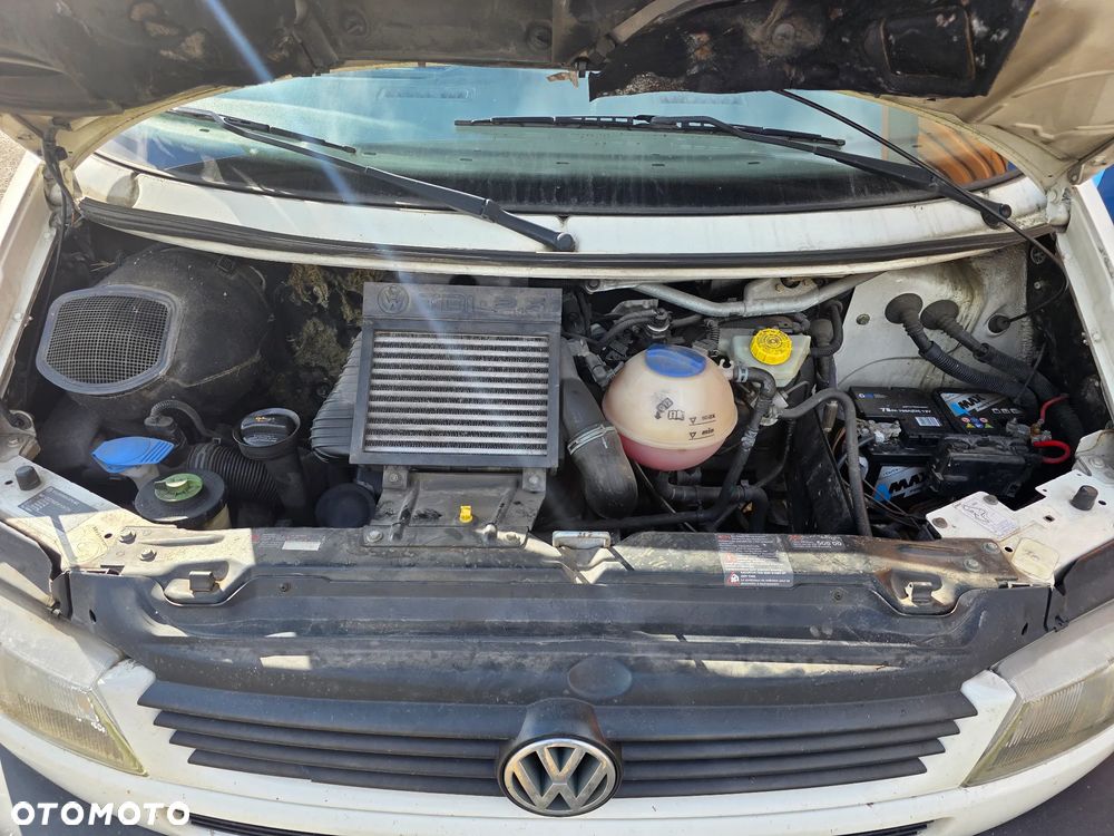 Volkswagen Transporter - 14
