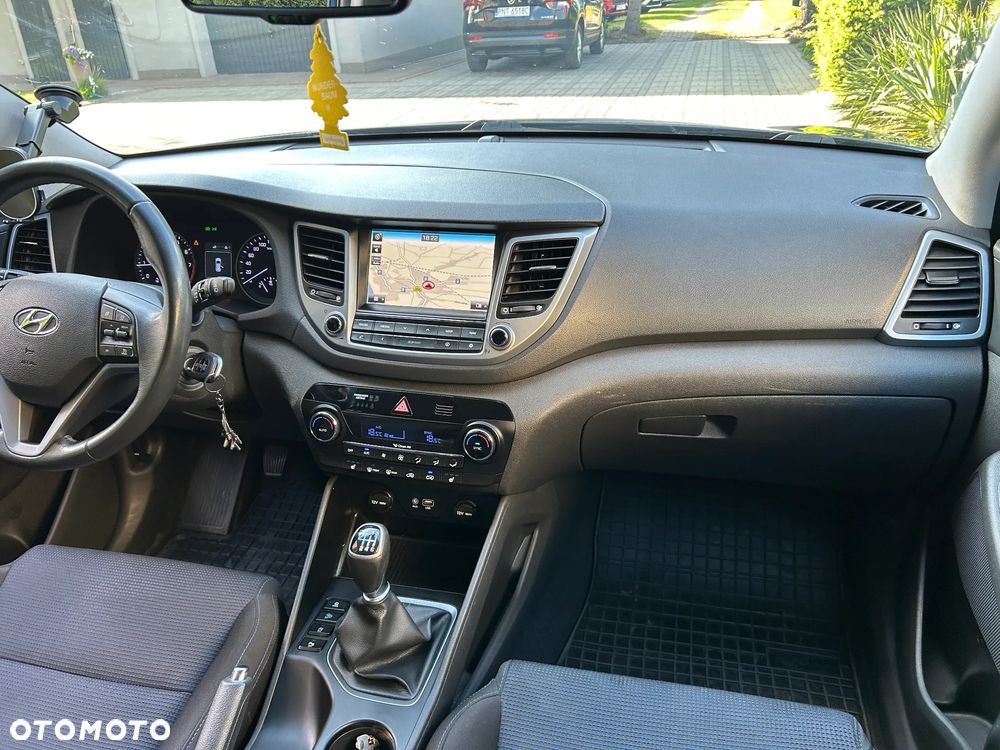 Hyundai Tucson blue 1.6 GDi 2WD Navi - 12