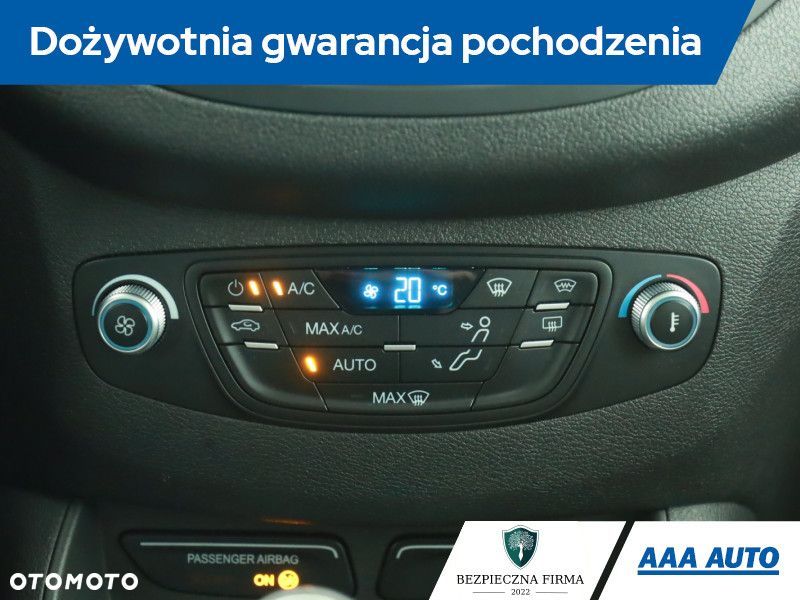 Ford Tourneo Courier - 12