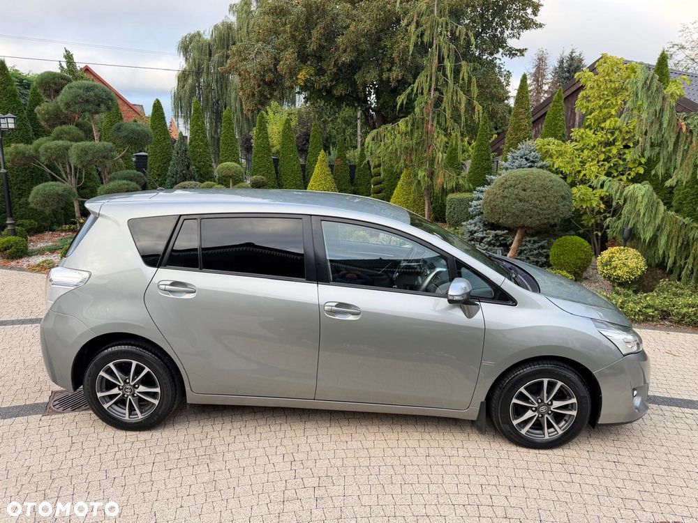Toyota Verso 2.0 D-4D 5-Sitzer - 31