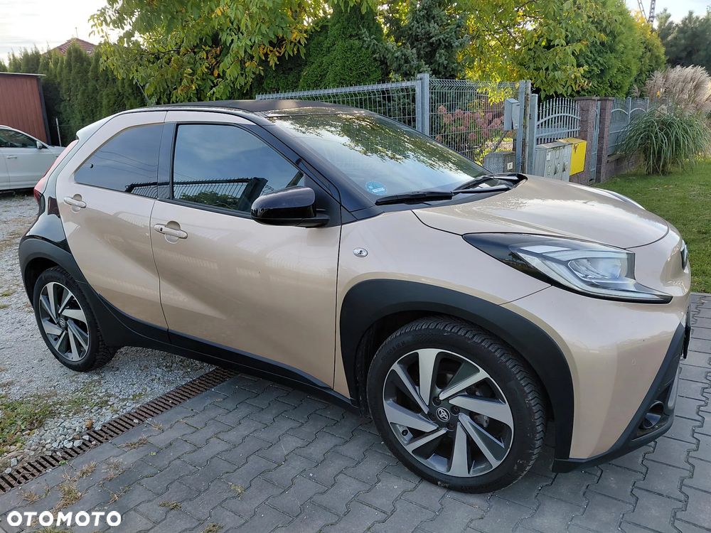 Toyota Aygo x-trend - 9
