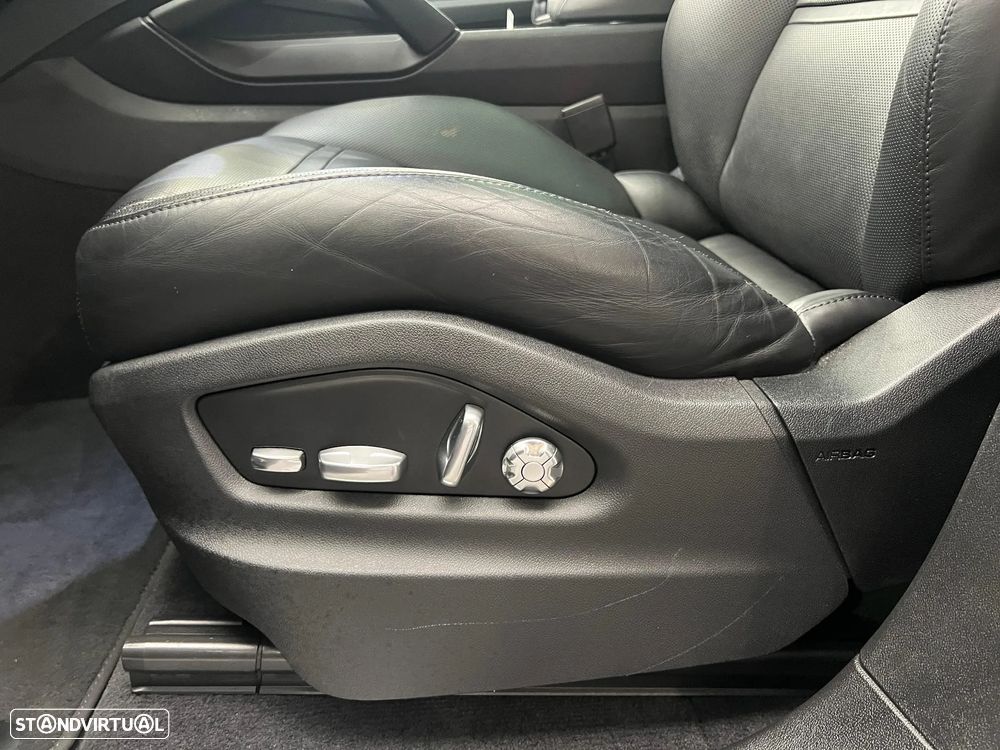 Porsche Cayenne - 27