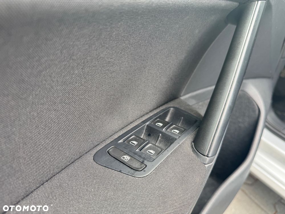 Volkswagen Golf 1.2 TSI BlueMotion Technology Comfortline - 16