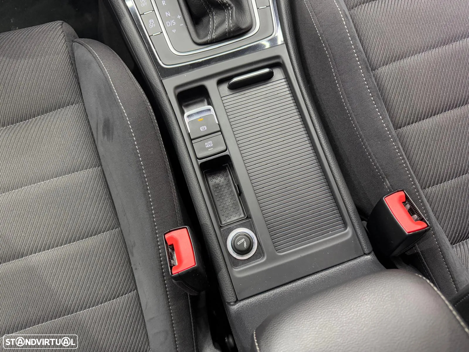 VW Golf R 2.0 TSI OPF 4Motion DSG - 20
