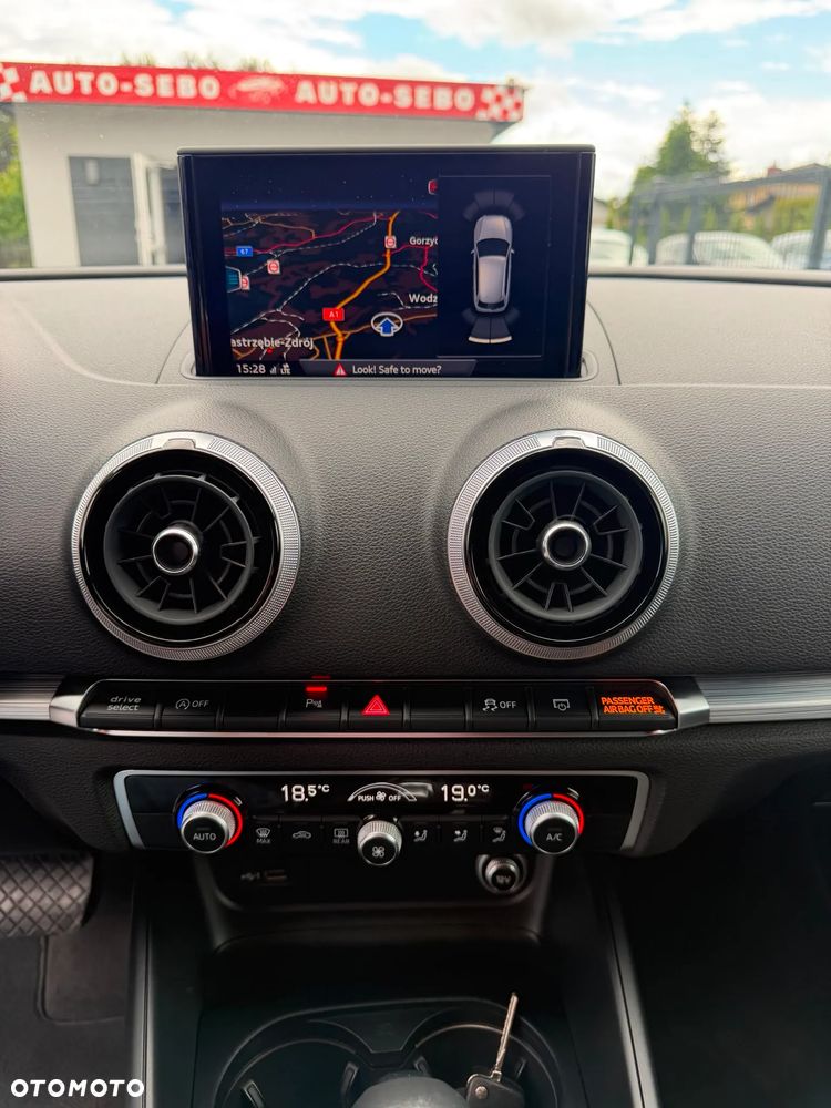 Audi A3 Sportback 30 TFSI S tronic sport - 21