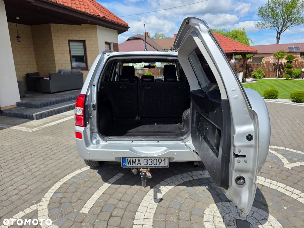 Suzuki Grand Vitara 1.9 DDiS - 9