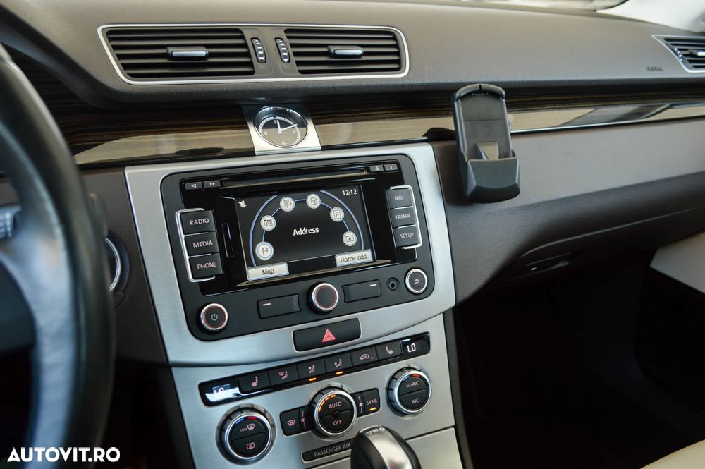 Volkswagen Passat CC 2.0 TDI BlueMotion Technology DSG Exclusive - 19