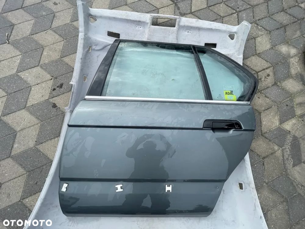 Bmw E32 Drzwi lewe tył - 1
