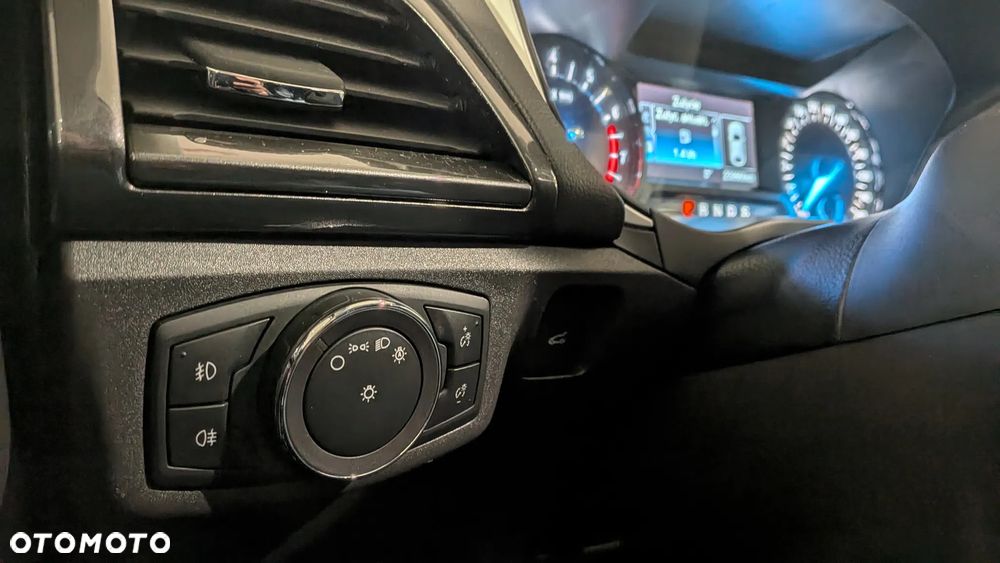 Ford Mondeo 1.5 EcoBoost Trend - 15