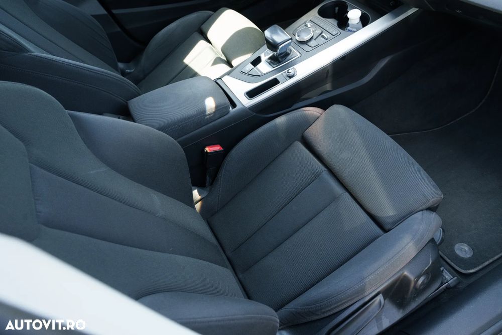 Audi A4 2.0 TDI S tronic - 17