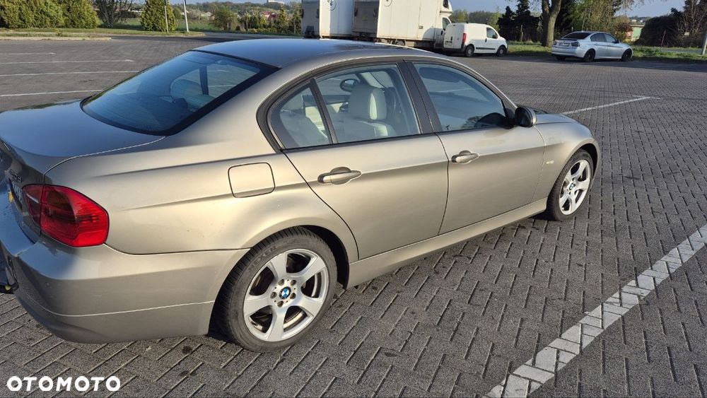 BMW Seria 3 320d - 3