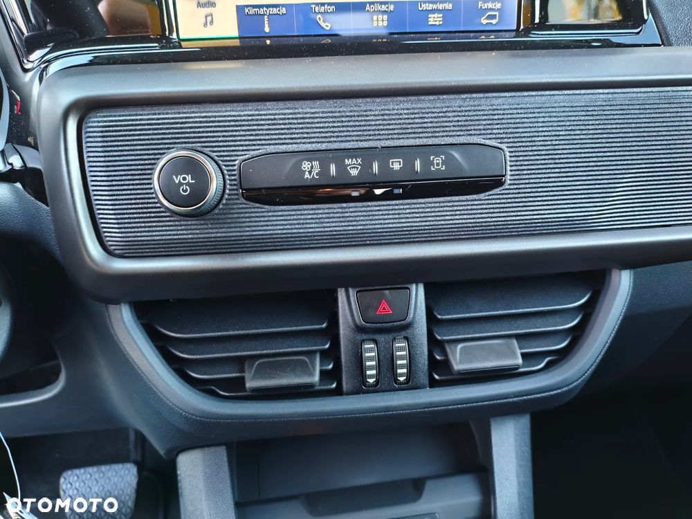 Ford Tourneo Courier 1.0 EcoBoost Trend - 23