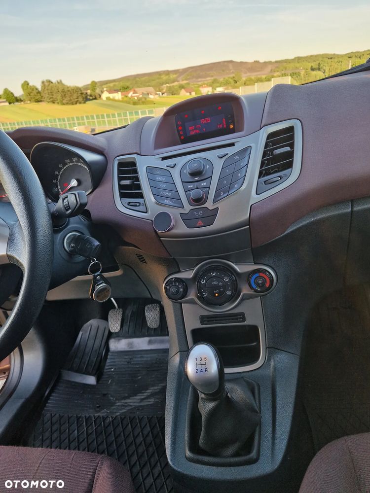 Ford Fiesta 1.25 Gold X - 10