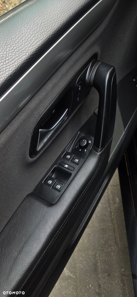 Volkswagen Passat CC 1.8 TSI Exclusive - 23