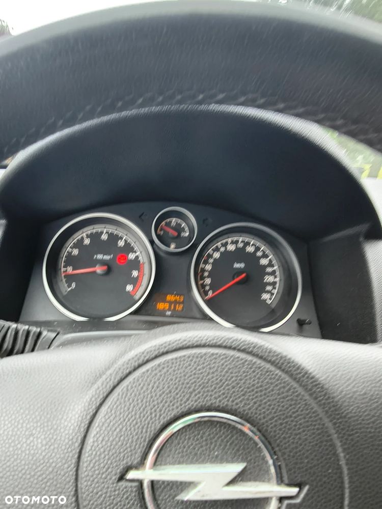 Opel Astra - 12