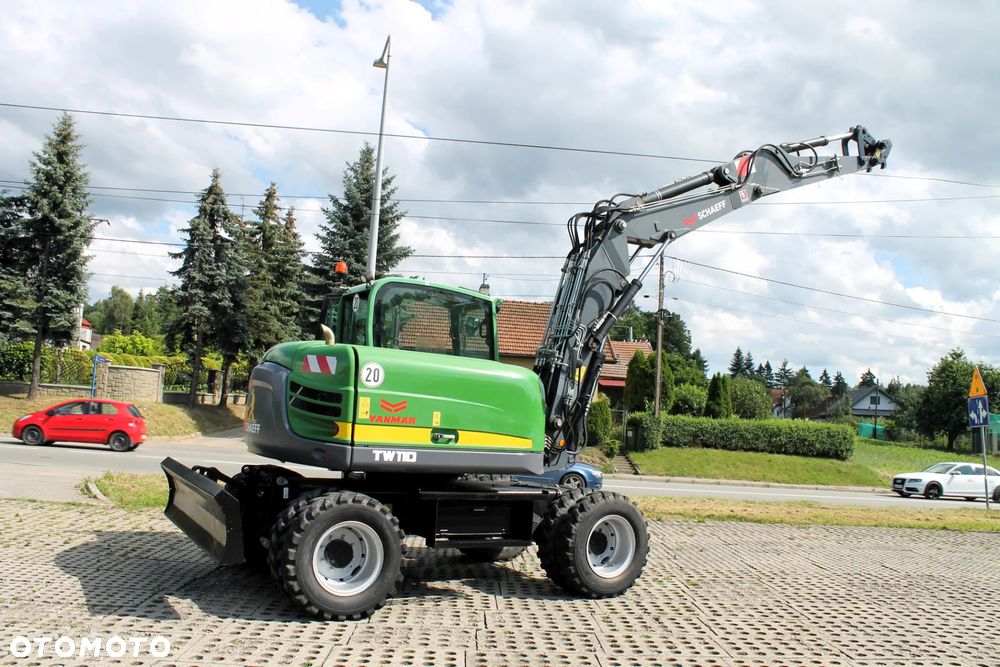Schaeff TW110 koparka kołowa 4x4 - 32