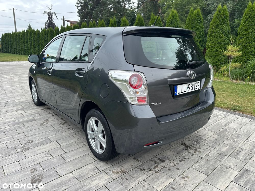 Toyota Verso 2.0 D-4D 2010 7os - 3